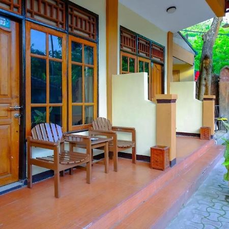 The Ellen Hotel By Ecommerceloka Senggigi Exterior photo